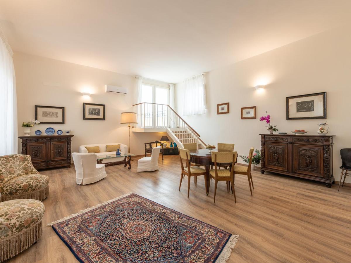 B&B Palazzo Merello Cagliari Eksteriør billede
