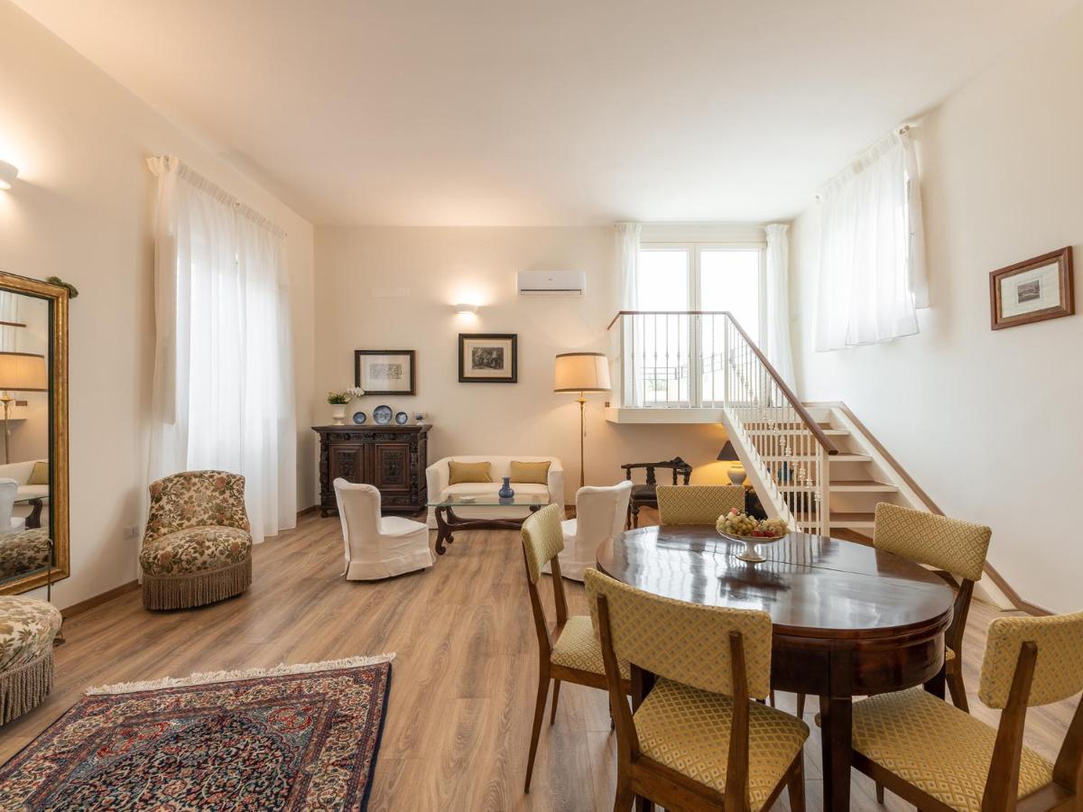 B&B Palazzo Merello Cagliari Eksteriør billede