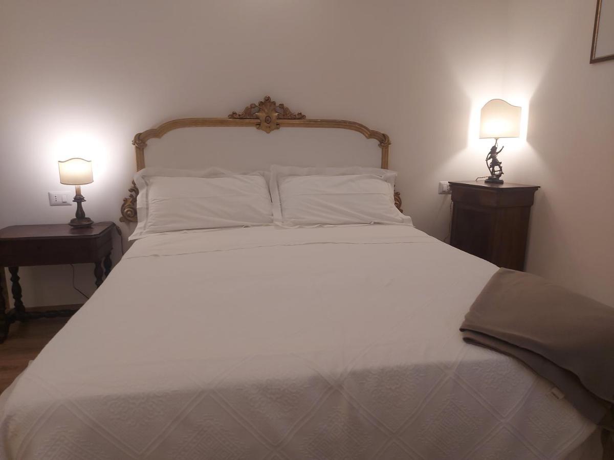 B&B Palazzo Merello Cagliari Eksteriør billede